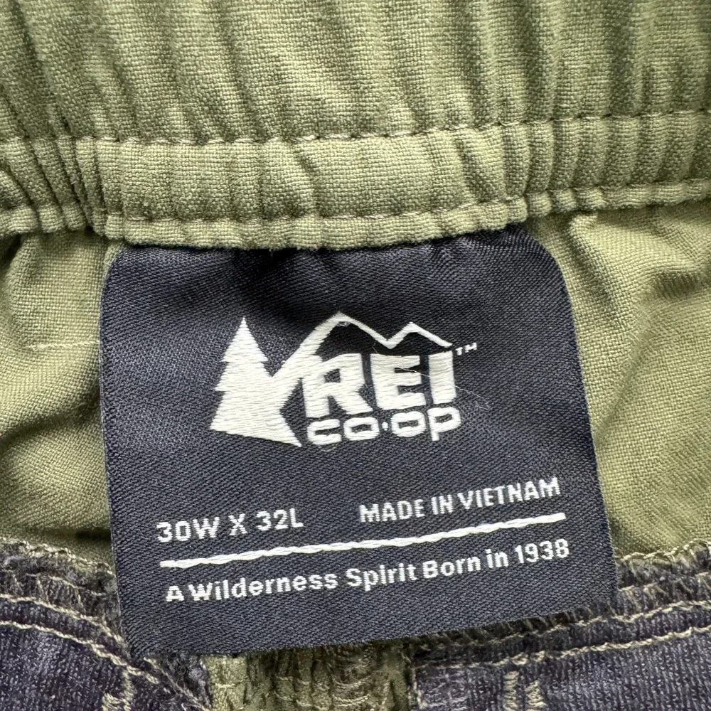 REI Olive Green Convertible Cargo Pants - Picture 7 of 13